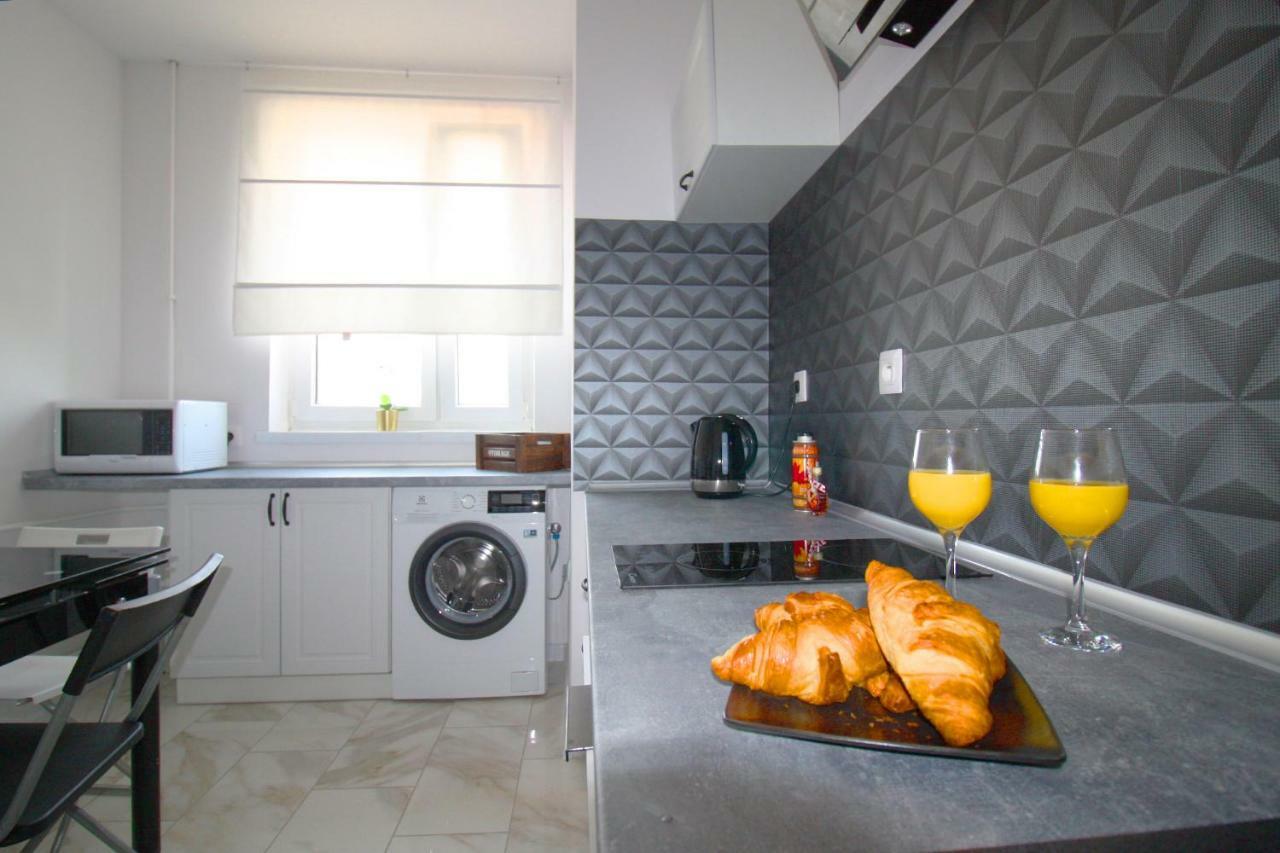 Niebianski Apartament Rzeszów Esterno foto