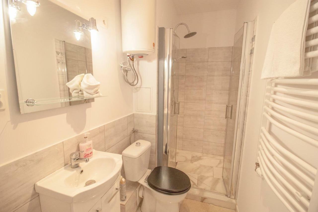 Niebianski Apartament Rzeszów Esterno foto
