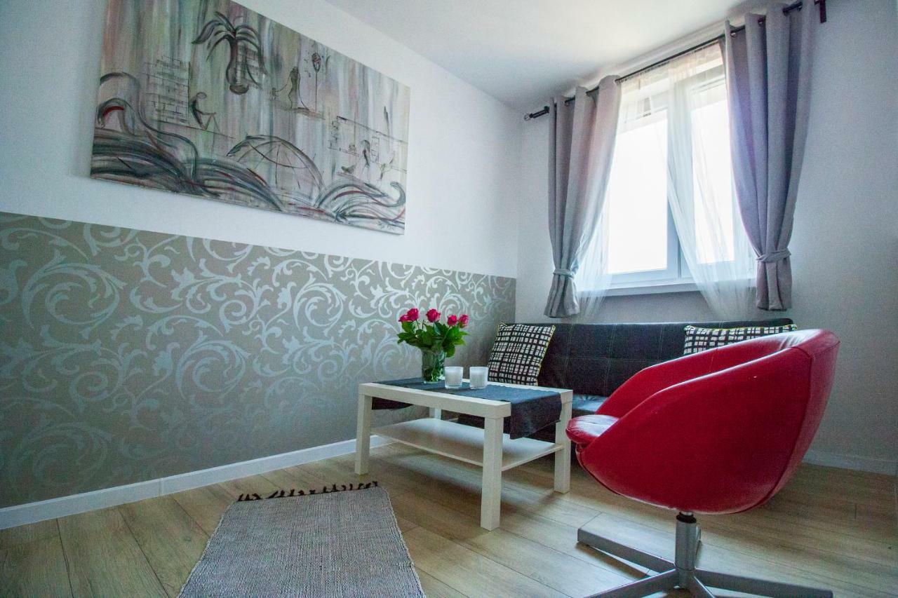 Niebianski Apartament Rzeszów Esterno foto